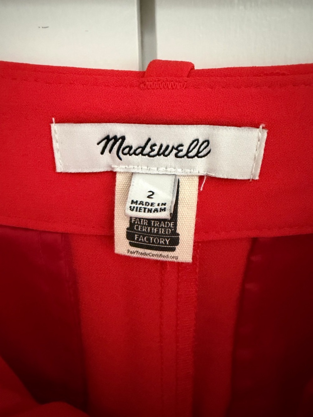 Madewell Size 2 Crepe pleated short - Picture 5 of 5